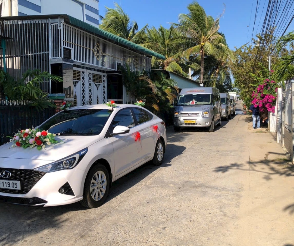 thuê xe cưới hỏi Ninh Thuận