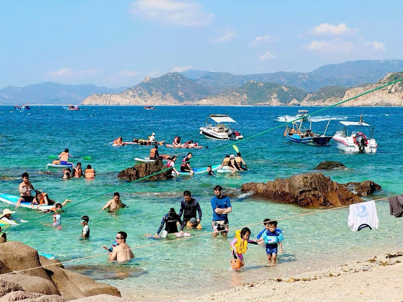 taxi sân bay cam ranh Những điểm đến du lịch nổi tiếng không xa sân bay Cam Ranh