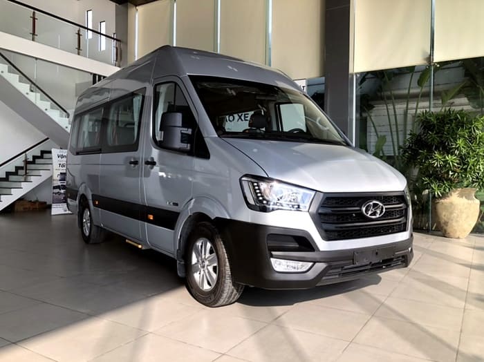 Thuê xe 16 chỗ đi Mũi Né 3N2D