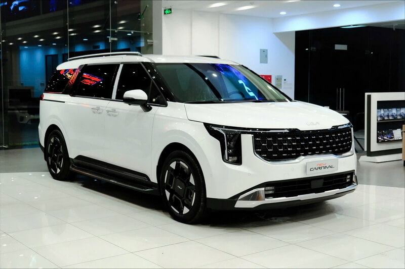 Thuê Xe 7 Chỗ Sài Gòn Đi Mũi Né Có Tài, Đưa Đón Tận Nơi