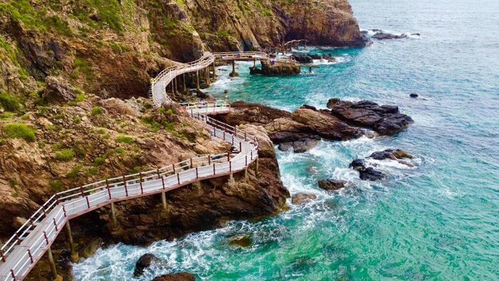 tháng 7 nên đi du lịch ở đâu miền trung Biển Kỳ Co – nơi đắm mình trong vẻ đẹp thiên nhiên tuyệt vời