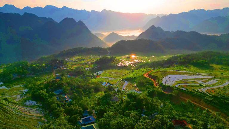 Thanh Hóa: Từ biển Sầm Sơn đến Pù Luông đại ngàn