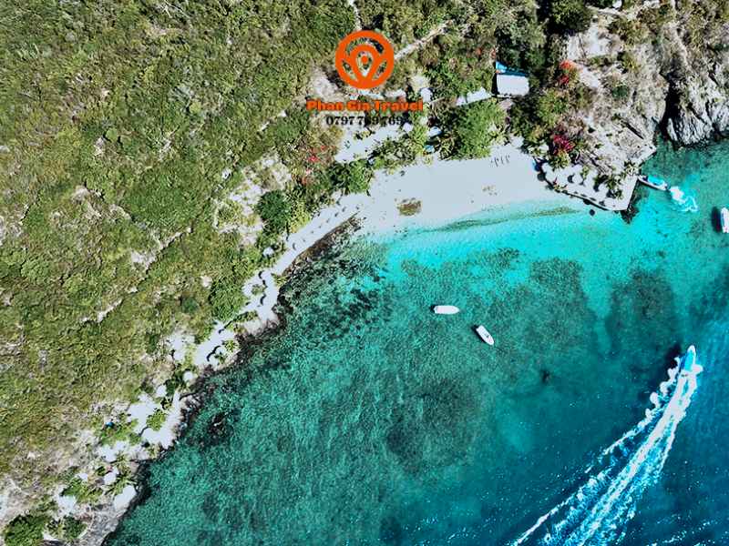 những bãi biển đẹp ở nha trang