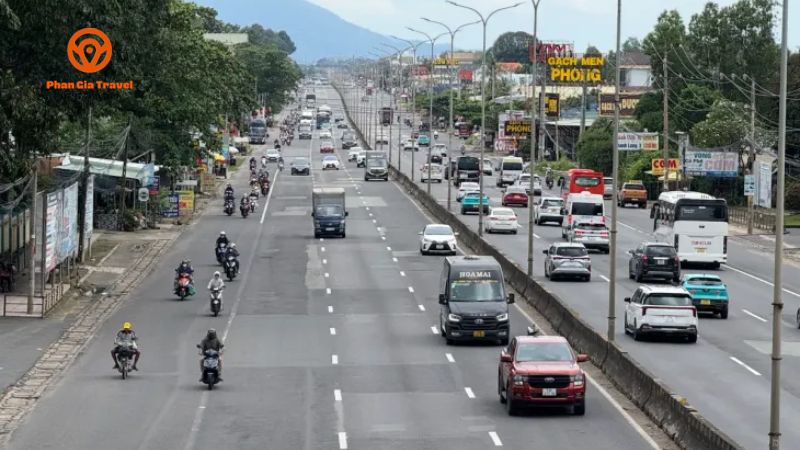 Tuyến 2: Đi theo Quốc lộ 51 (Cung đường không qua phà)
