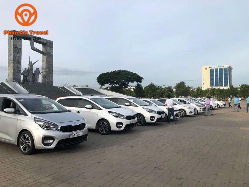 Giá thuê xe 7 chỗ (và 4 chỗ) đi Vũng Tàu 1 ngày bao nhiêu?