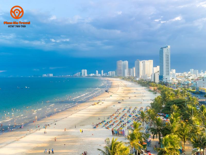 Vì sao miền Trung là lựa chọn hoàn hảo cho chuyến du lịch hè?