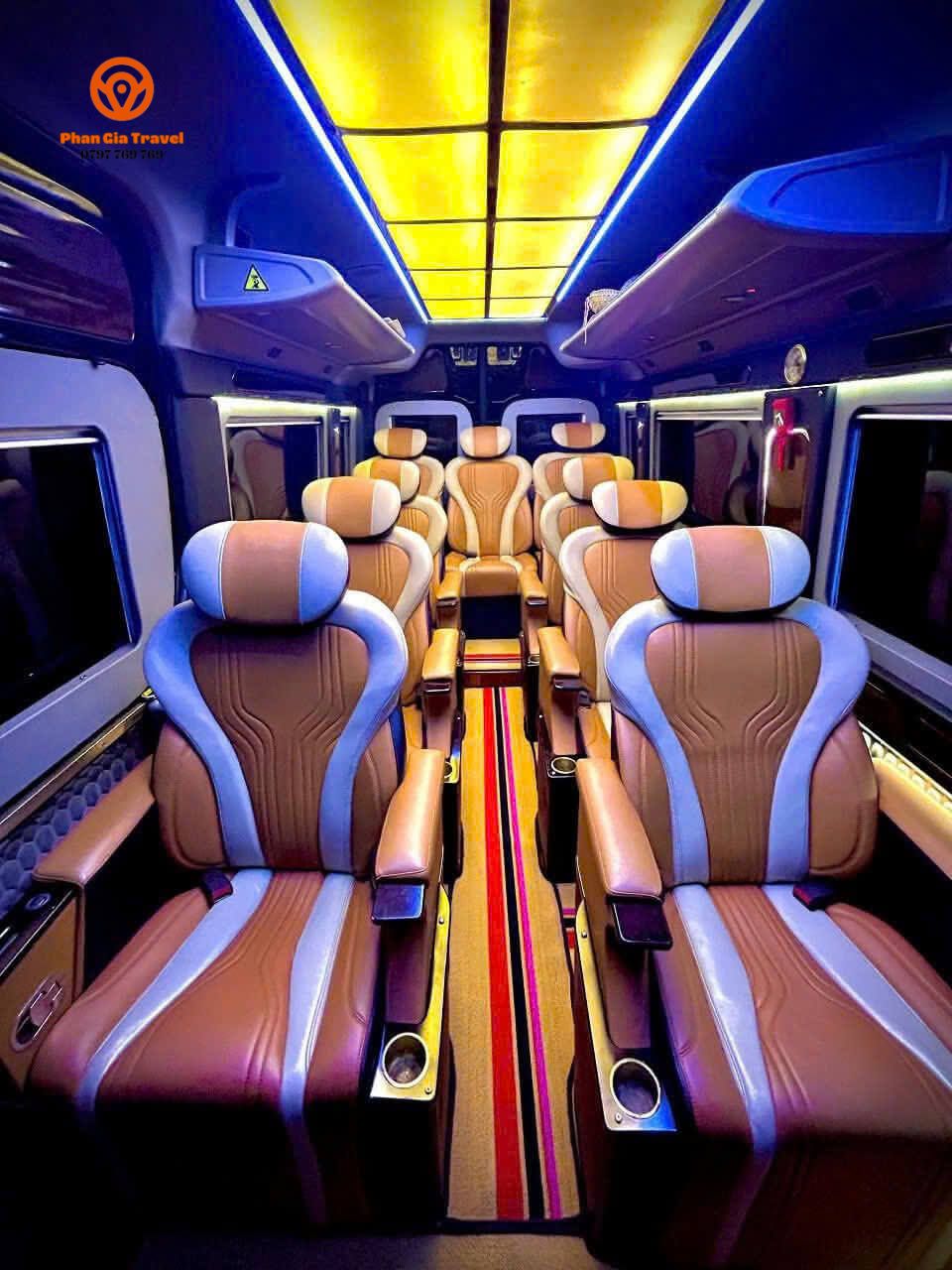 taxi sân bay cam ranh Nhu cầu thuê xe du lịch mùa hè tăng cao