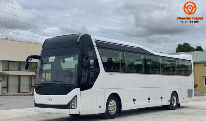 Giá thuê xe 45 chỗ 1 ngày là bao nhiêu?