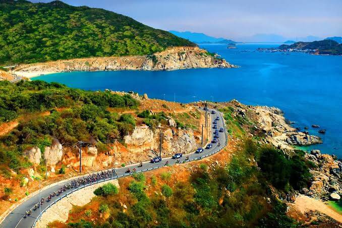Bảng giá thuê xe Nha Trang đi Vĩnh Hy (Cập nhật mới nhất)