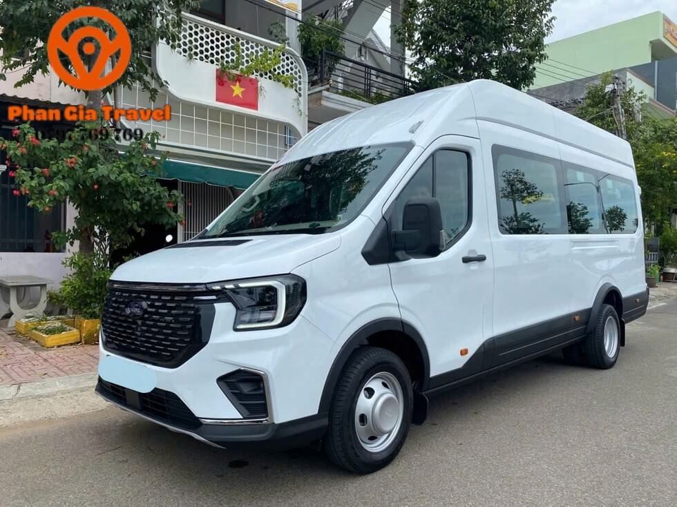 Cơ sở pháp lý quy định tiêu chuẩn xe kinh doanh vận tải du lịch theo quy định hiện hành